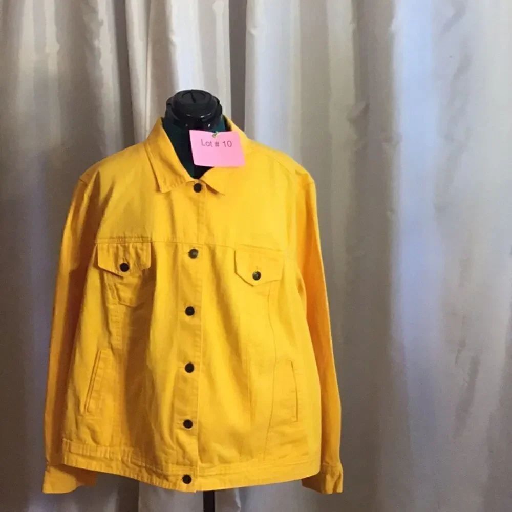 100% cotton utility jacket in brilliant yellow in size 32 w by JESSICA LONDON